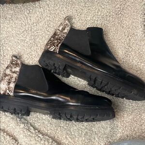 AGL Chelsea Boots